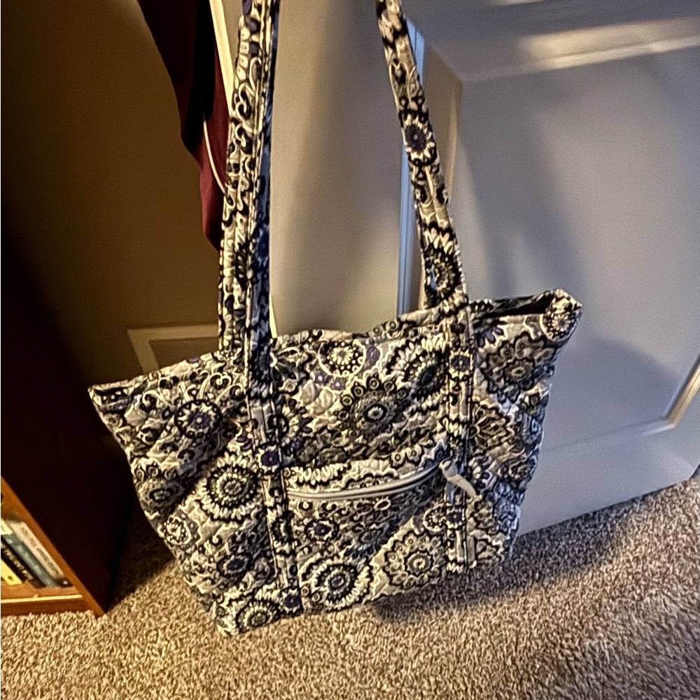Vera Bradley Tranquil Medallion Vera Tote